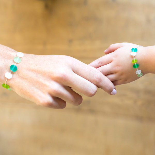 bracelets mère et fille couleur vert et bleu